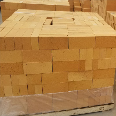 Arch Refractaire Fireclay Alumina baksteen met een hoge refractabiliteit en een CaO-gehalte van 0,1%