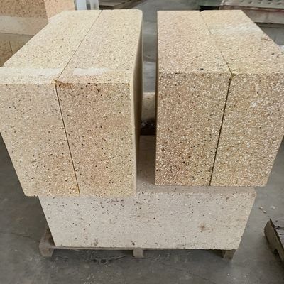 Hoge vuurvastheid Chamotte Brick Checker Verschillende vormen 0,1% MgO-gehalte