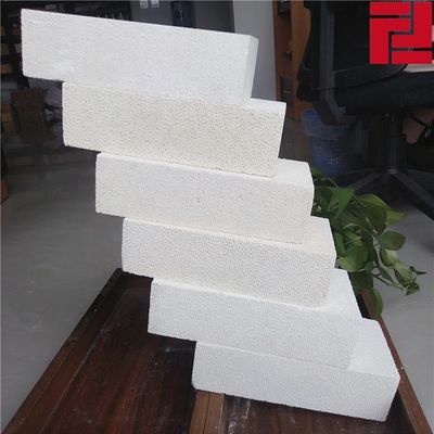 15% tot 45% SiO2-gehalte Hoogtemperatuur Mullite Blocks JM23 voor duurzame warmte-isolatie