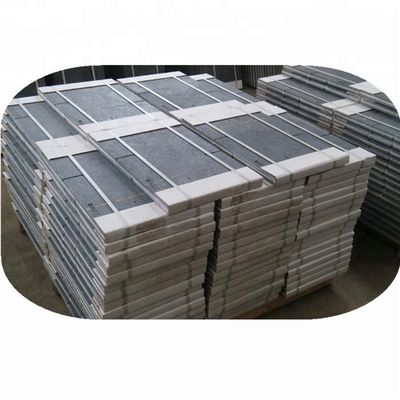 Aanpasbare ovenplanken Gekristalliseerde siliciumcarbideplaten met een hoog MgO-gehalte