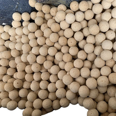 SiO2-gehalte van 0,1% 19 mm Dia Alumina vuurvaste ballen voor bulk densiteit van 2,25-2,65 g/cm3
