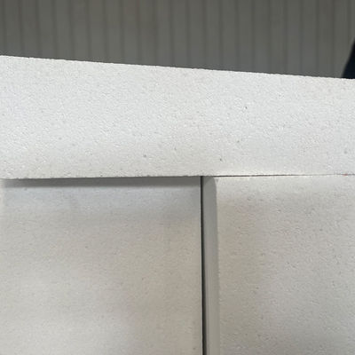 Brandvaste bakstenen vervaardigd met gesmolten bubbel-alumina/hole kogel van alumina