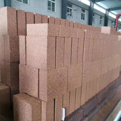 Fe2O3 4-5% Magnesium Iron Raw Material BOF Magnesium-koolstofbakstenen voor superieure staal