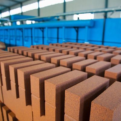 Fe2O3 4-5% Magnesium ijzeren spinel baksteen voor langdurige cement roterende oven brandzone