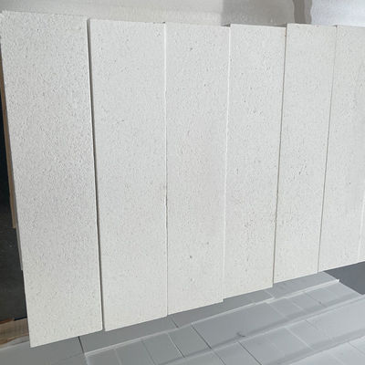 99% aluminium bubbelsteen voor hoge temperatuurtoepassingen in verschillende industrieën