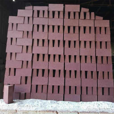 80% Al2O3 Gehalte Chroom Corundum Checker Brick Voor Regenerator Voor Prestaties