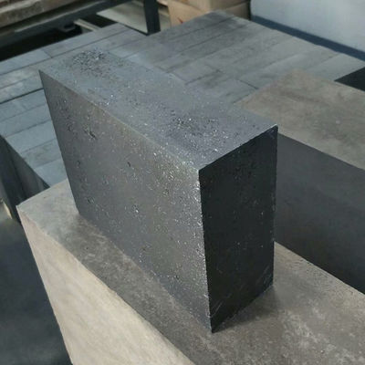 Voor de onderkant van de omvormer zijn magnetische koolstofbrandvaste bakstenen voor het monster verstrekt.