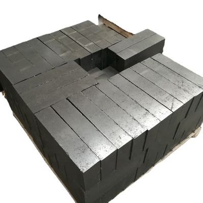 Standaard CaO-gehalte hoge aluminium koolstofsteen voor industriële ovens