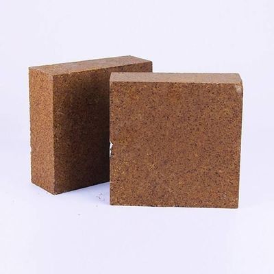 Gepersonaliseerde grootte Ruwe vuurvaste magnesia magnesite alumina spinel baksteen voor cementovens