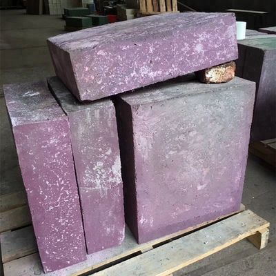 SiO2-gehalte Herverwarmingsovens Skid Rail Chroom Corundum Refractories Baksteen voor Skid Rail