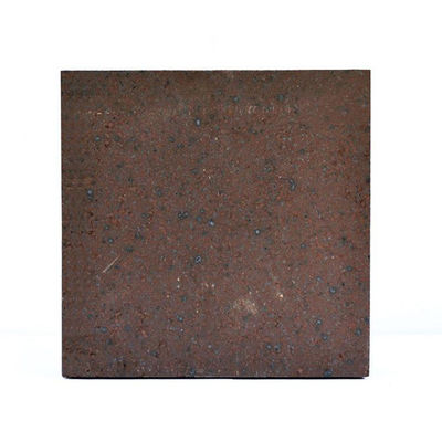 Superieure non-ferrous metal oven Magnesia Chrome baksteen met aangepaste grootte en internationaal standaard SiO2-gehalte